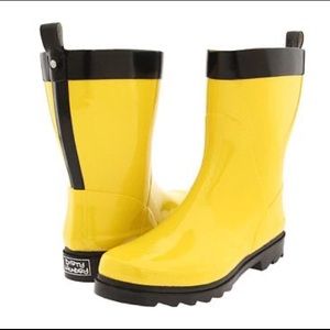 Dirty Laundry Rubber Rainboot